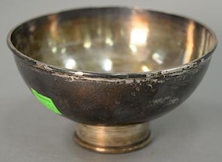 Small sterling hand hammered footed bowl marked sterling mmc. ht. 2 3/4in., dia. 5 1/4in., 7.9 t oz.