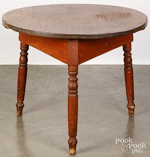 Painted pine center table, late 19th c.