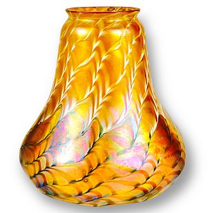 Quezal Snakeskin Glass Lamp Shade
