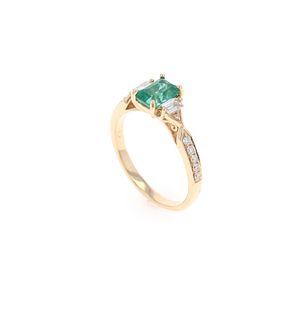 Crimped Emerald & Diamond 14k Yellow Gold Ring