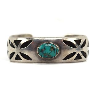 Southwest Arts & Crafts Trading Post (UIATA21) - Navajo - Turquoise and Silver Shadowbox Bracelet c. 1940s, size 6.25 (J15799)