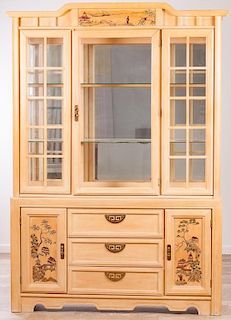 Broyhill Chinoiserie China Cabinet, Mid-20th C