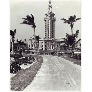 Gleason W. Romer, Photograph, Miami Daily News Tower, Miami, 1940