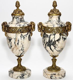 MARBLE AND BRONZE CASSOULET 19TH CENTURY PAIR