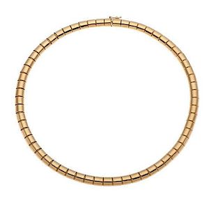 Articulated Link Necklace in 18 Karat 