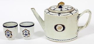 CHINESE EXPORT TEA POT & CUPS 18TH.C. 3 PIECES