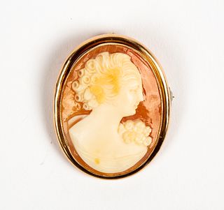 Antique Carved Shell Cameo in 10K Gold