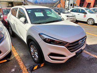 Automóvil Hyundai Tucson 2018
