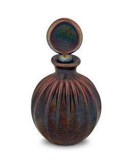 A L.C. Tiffany-style perfume bottle