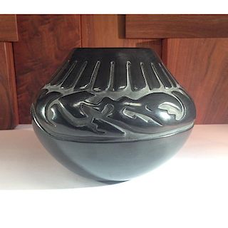 Sharon Naranjo (Santa Clara, b. 1951) Carved Blackware Pottery Bowl