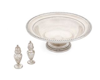 A group of weighted sterling silver table items