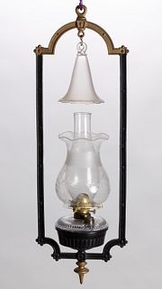 CAST-IRON TUCKER MANUFACTURING CO. NO. 118 KEROSENE HANGING LAMP
