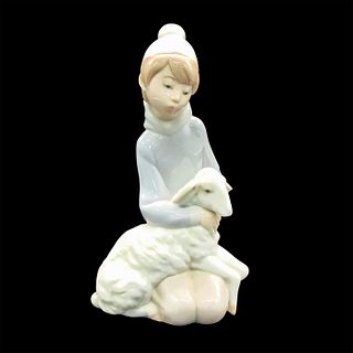 Shepherd with Lamb 1004676 - Lladro Porcelain Figurine