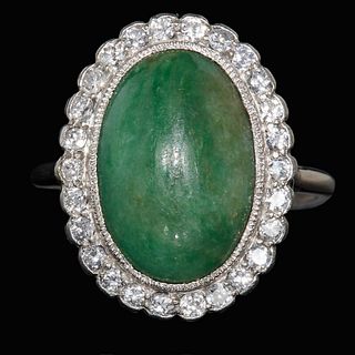 IMPRESSIVE CERTIFIED JADE AND DIAMOND CLUSTER RING