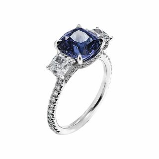 3-Stone Ring with 3.59 Carat Blue Sapphire