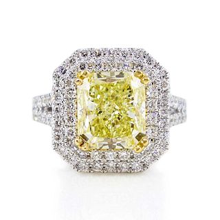 GIA Radiant Diamond 3.55 ct. Ring w/round diamonds 18k