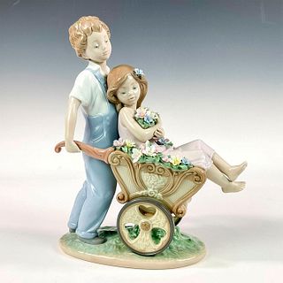 The Prettiest Of All 1006850 - Lladro Porcelain Figurine