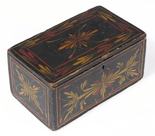 NEW ENGLAND PAINT-DECORATED PINE DOCUMENT BOX