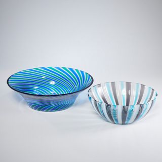 (2) Murano glass bowls, incl. Salviati
