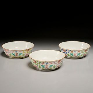 (3) Chinese famille rose porcelain bowls