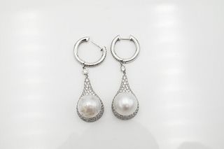 18 Karat Pearl Earrings with Diamonds