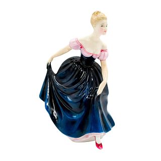 Danielle HN3001 Colorway - Royal Doulton Figurine