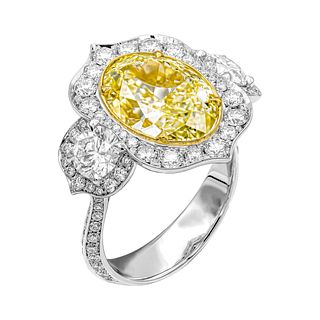 GIA Certified 6.02ct Natural Diamond Fancy Light Yellow Even VS1 Oval Cut Aladdin Three-Stone Ring