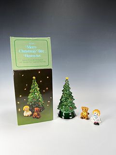 AVON MERRY CHRISTMAS TREE HOSTESS SET IN BOX