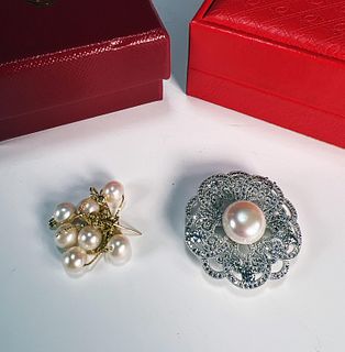 FAUX PEARL NECKLACE & PIN PENDANT JEWELRY