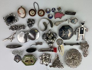 Vintage Collection of Sterling Silver Brooches~ 31 Total
