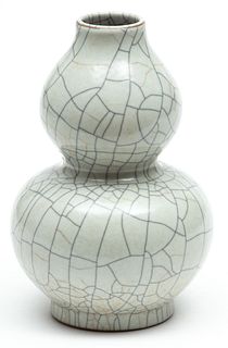 Chinese Crackle Glaze Gourd Vase, H 8" Dia. 5"
