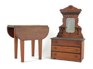 Oak doll's dresser, early 20th c., together with a