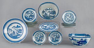 Collection of Chinese Canton porcelain, 19th c., t