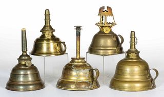 ASSORTED BRASS FINGER LAMPS WITH CHIMNEYLESS BURNERS, LOT OF FIVE