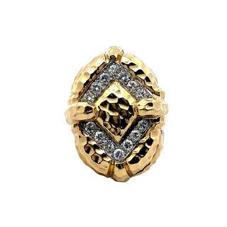 Hammered 18k yellow Gold Ring with Diamonds