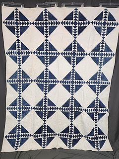 Antique c1900 Flying Geese Quilt