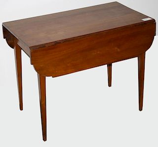 Hepplewhite Cherry Pembroke Table With Shaped Leaves