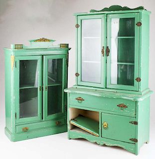 Two Pieces Of 1920'S Doll Furniture
