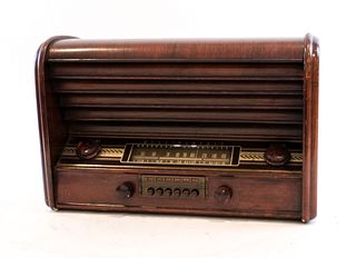 Westinghouse H-104 Radio