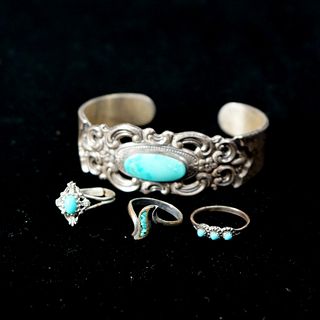 Lot Of Turquoise Jewelry