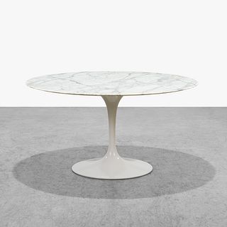 Eero Saarinen - Marble Tulip Table