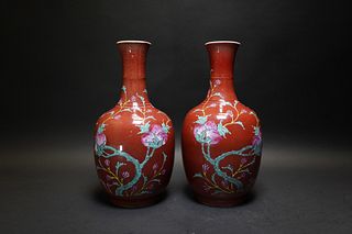 A PAIR OF CHINESE PORCELAIN RED GLAZED 'PEACH' VASE