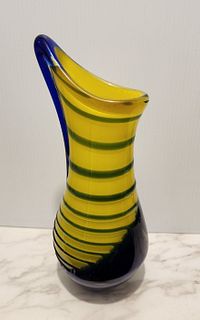 Stunning Mid-Century Art Glass Sculptural Vase