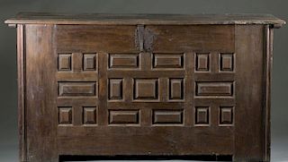 Monumental oak chest, 18th century.