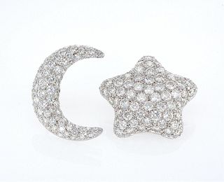 18kt White Gold 4.56 ctw Diamond Earrings
