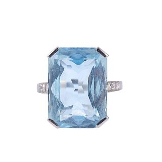Platinum 13ct Aquamarine Diamond Ring 