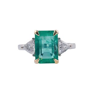 18k Gold 4.09ct Emerald Diamond Ring