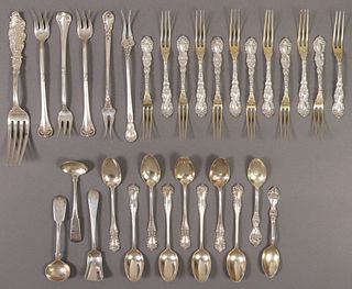 (31) ASSORTED STERLING SILVER FLATWARE, 12.31 OZT