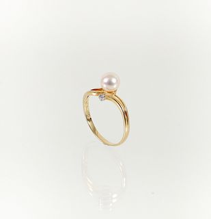 18K Pearl  Diamond Ring