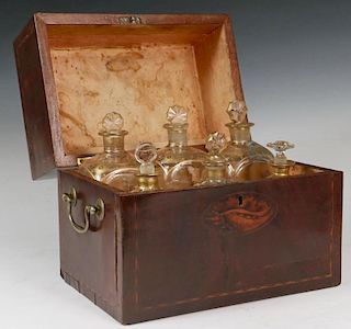 LIQUOR CASE WITH ROYAL NAVY LINEAGE